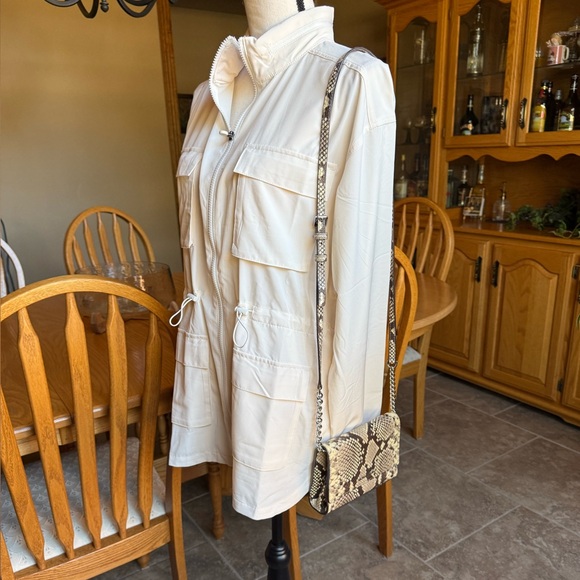 Michael Kors Snake Print Crossbody Bag - Picture 2 of 14